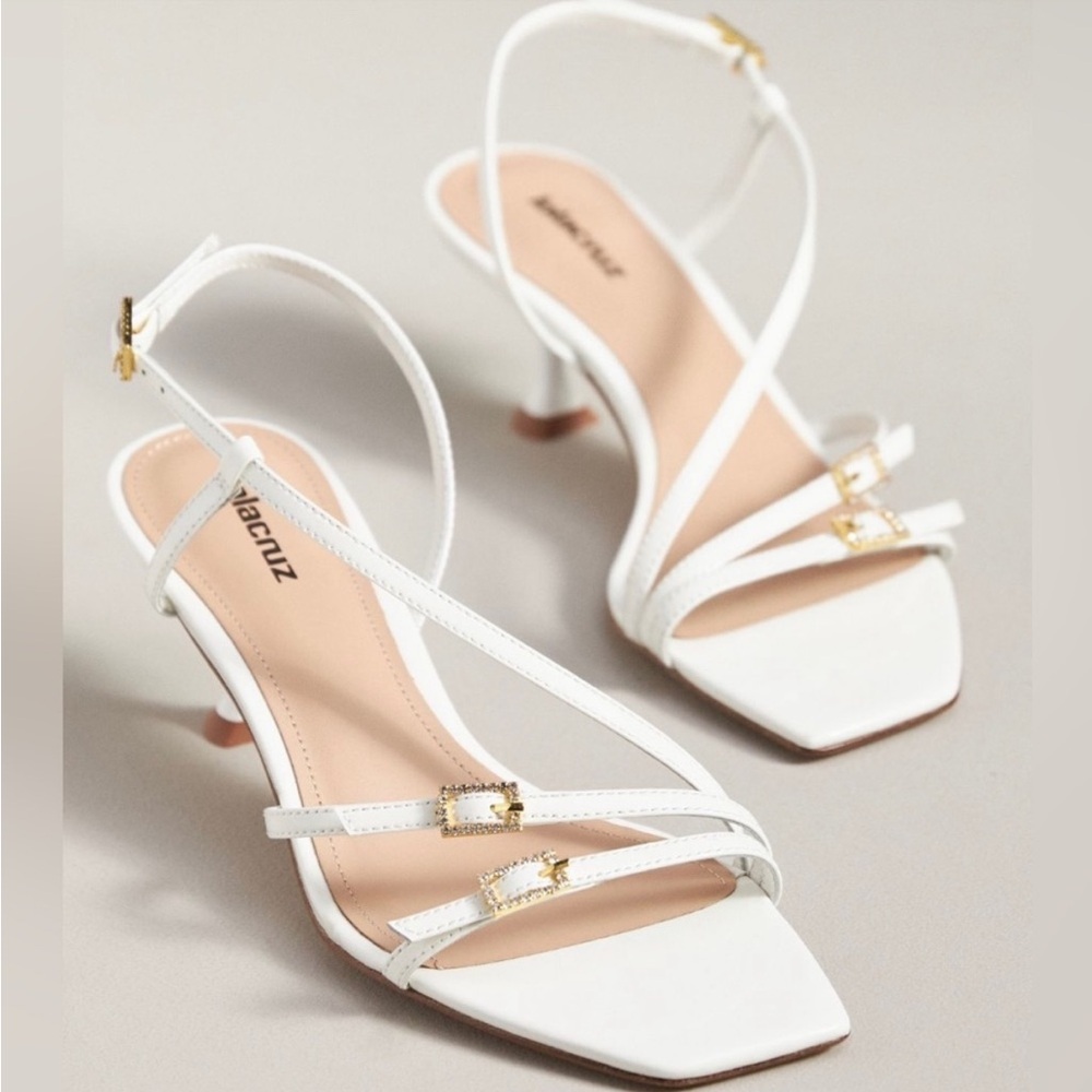 Anthropologie Lola Cruz White Silver Asymmetrical Buckle‎ Heels 9.5 New NIB